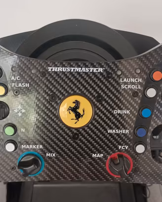 thrustmaster t300 2 corone pedaliera e sostegno 
