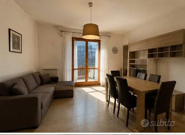 Trilocale-Bagno a Ripoli-con terrazzo