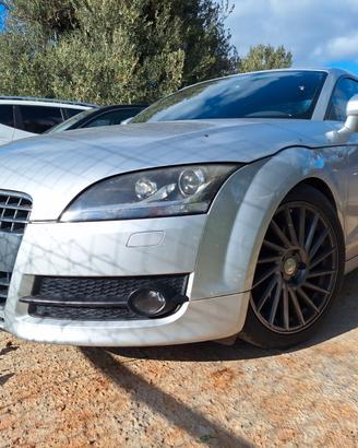 Audi tt 2.0 tfsi