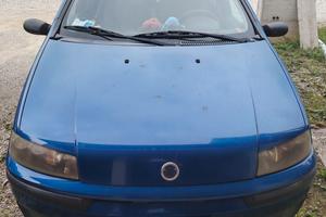machina Fiat punto
