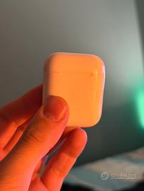 Apple AirPods