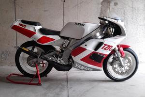  Yamaha TZR125R 