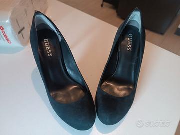 scarpe coi tacchi GUESS