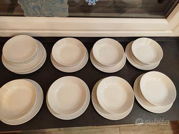 servizio piatti completo per 7 persone 