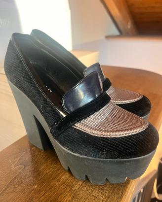 Scarpe Tipe e Tacchi