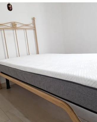 MATERASSO NUOVO MAI USATO