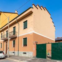 CASA SEMINDIPENDENTE A TORINO