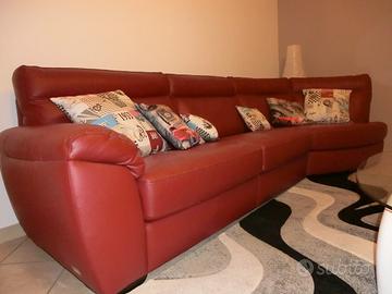 Divano in pelle Doimo lungo cm 320