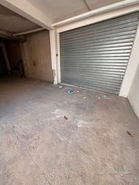 V/1195 Ampio cantinato in zona prestigiosa