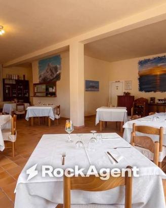 Attività / Licenza di 250 m² con 1 locale a Sant'O