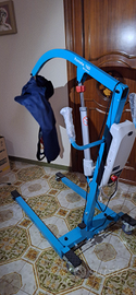 Sollevatore elettrico per disabili