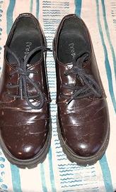 scarpe stringate da donna