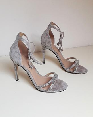 GUESS sandali con tacco grigio/argento n. 39