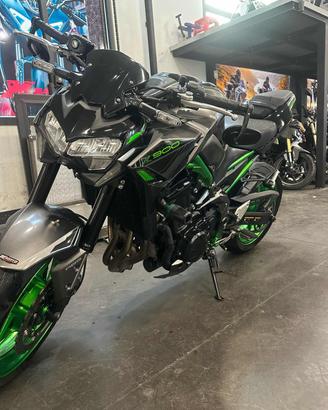 KAWASAKI Z 900 24