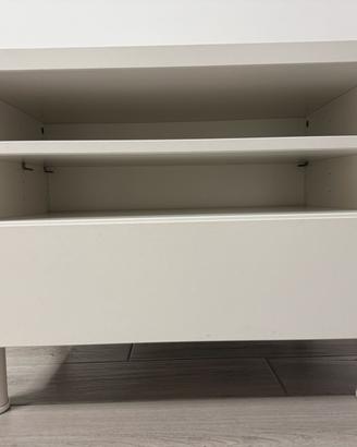 Comodino/tavolono ikea