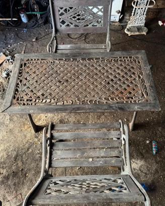 Set tavolino piu sedie