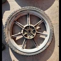 cerchioni e gomme moto d'epoca 