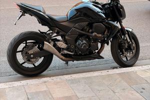 kawasaki Z750 total black