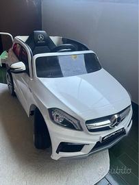 Mercedes AMG A45 elettrica per bambini 12V
