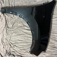 Parafango anteriore dx Nissan Quashqai J10 nero