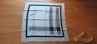 Foulard Burberry originale in seta
