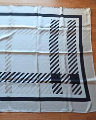 Foulard Burberry originale in seta