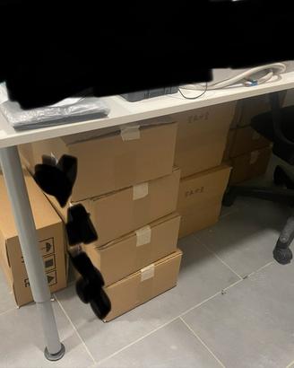 Tavolo scrivania Ikea gambe allungabili
