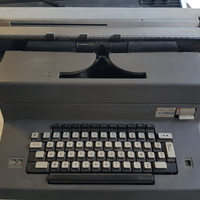 Antica macchina da scrivere OLIVETTI EDITOR 4