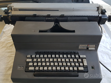 Antica macchina da scrivere OLIVETTI EDITOR 4