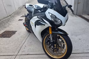 CBR 1000rr fireblade