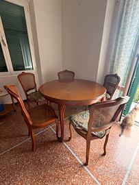 tavolo con sedie