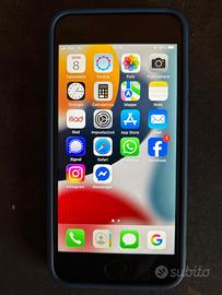 Iphone 7  32 Gb completo di cover