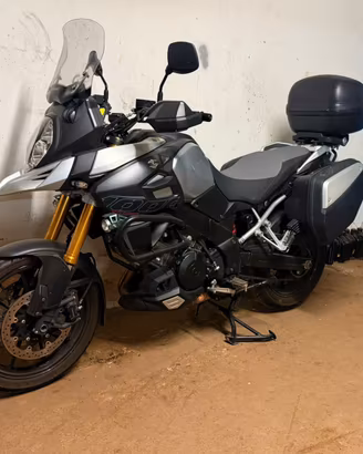 SUZUKI  V Strom DL 1000