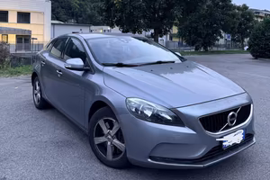 Volvo V40 D2 business