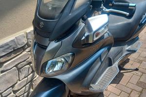 Suzuki Burgman 650 - 2011