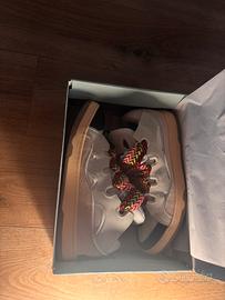 Lanvin curb
