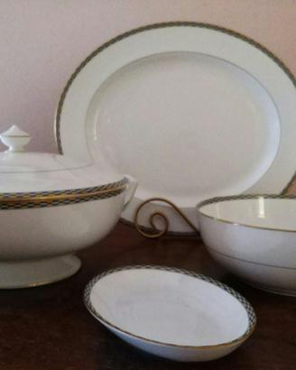 Servizio Piatti Porcellana Inglese Royal Worcester