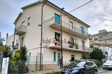 Quadrilocale in Via Colle di Vallevona