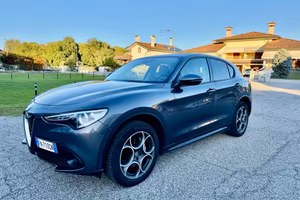 Alfa Romeo Stelvio 2.2 Turbodiesel 210 CV AT8 Q4 B