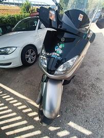 Yamaha X-Max 250 Premium