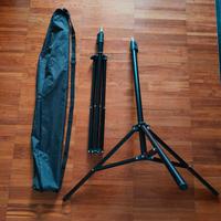 2 treppiedi più custodie