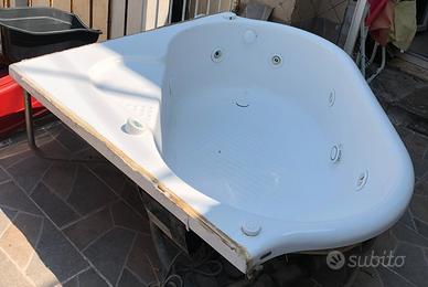 Vasca idromassaggio teuco