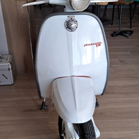 Lambretta j 50