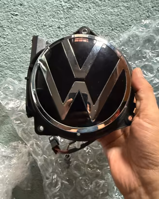 Retrocamera vw troc polo passat b8