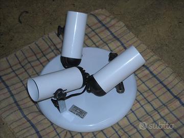 applique a tre lampadine  E27 orientabili