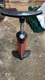 Pompa per pneumatici