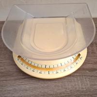 GUZZINI BILANCIA. FUORIGROTTA.