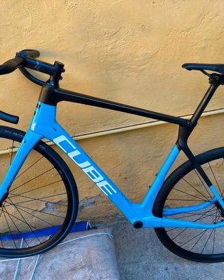 Cube Agree C:62 in carbonio Advanced Twin Mold