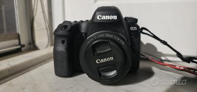Canon EOS 6D Mark II con obiettivi EF 50mm e 85mm