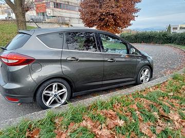 C max  TDCi Titanium x